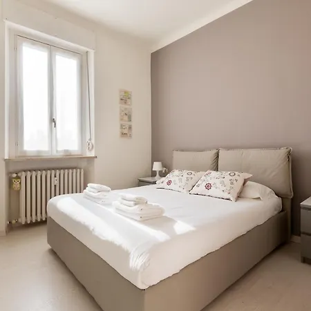 Arch Of Peace Lovely Flat Apartamento