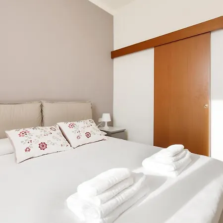 Arch Of Peace Lovely Flat Apartamento *