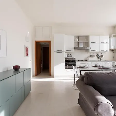 Arch Of Peace Lovely Flat Apartamento