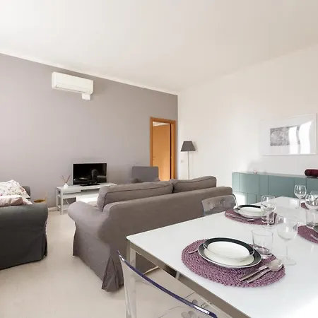 Apartamento Arch Of Peace Lovely Flat